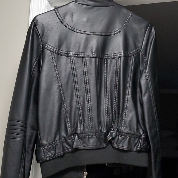 Faux leather jacket - Picture 7 of 8